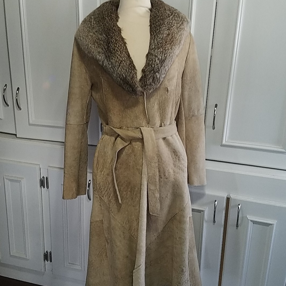 Genuine Shearling full length fur colar